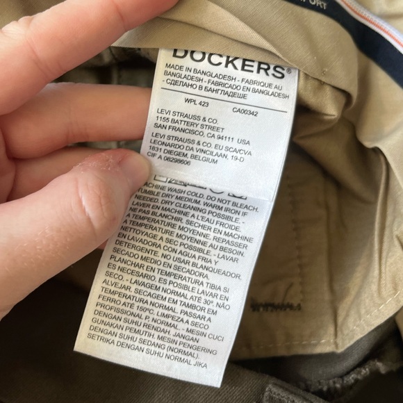 NWOT Dockers Chino Pants - Picture 13 of 15